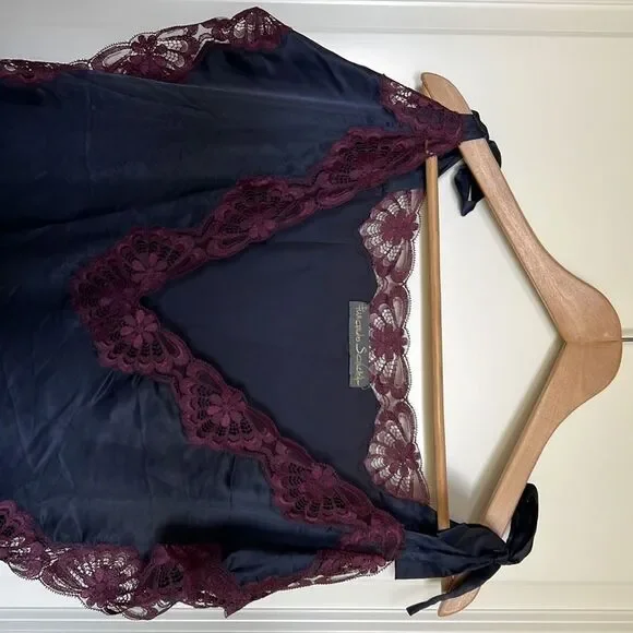 Vintage Fernando Sanchez Nightdress circa 1980s - Picture 2 of 7